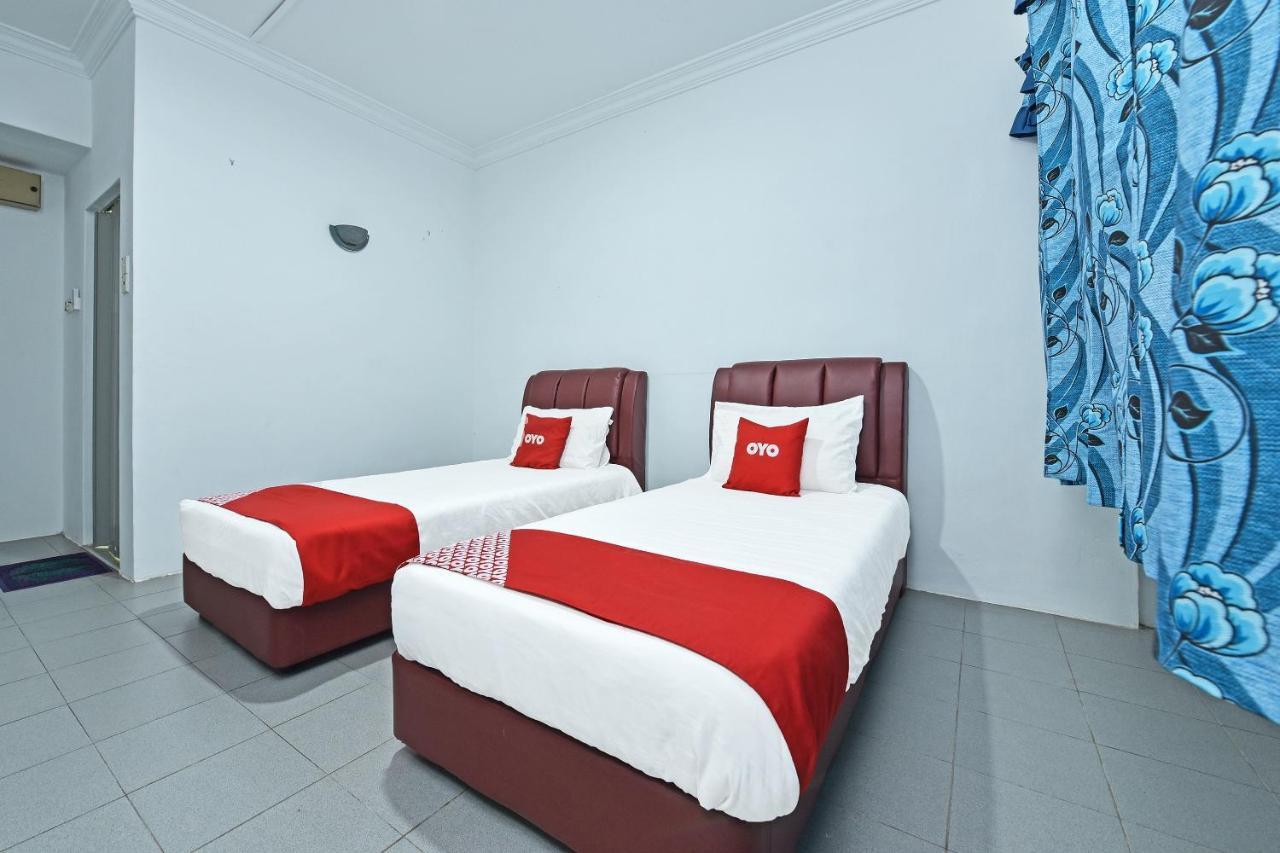 Oyo 90544 M&H Hotel Pengerang Εξωτερικό φωτογραφία